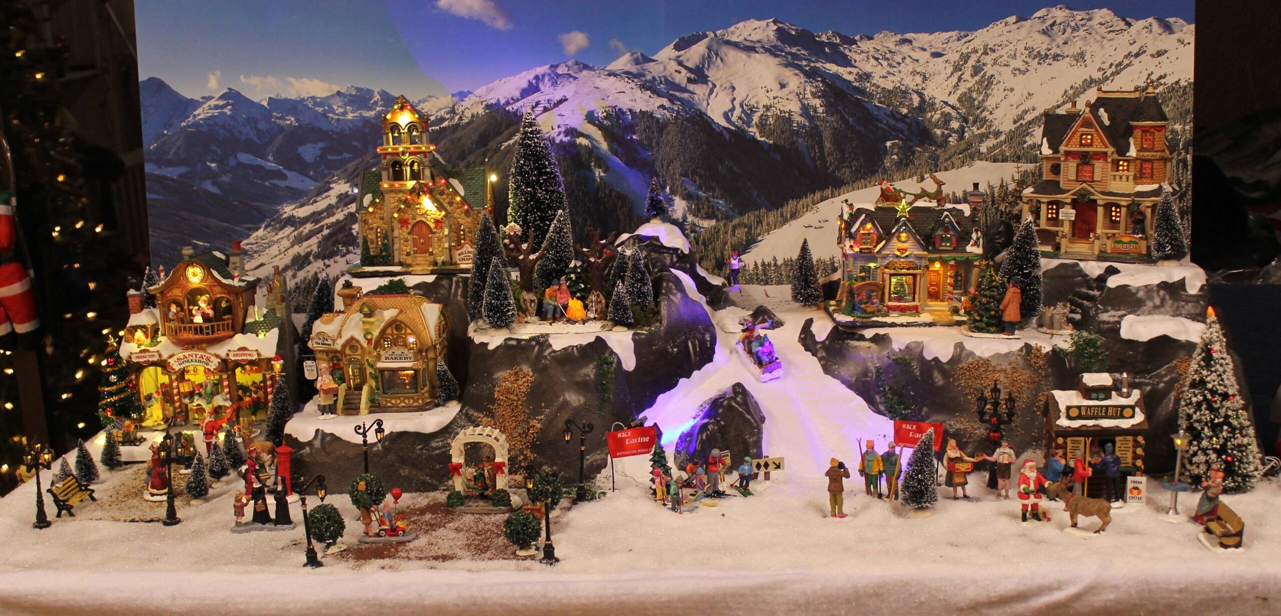 Verkäufe Lemax -Verkäufe Lemax 466348339 10230193422393384 6424364658631995277 n scaled